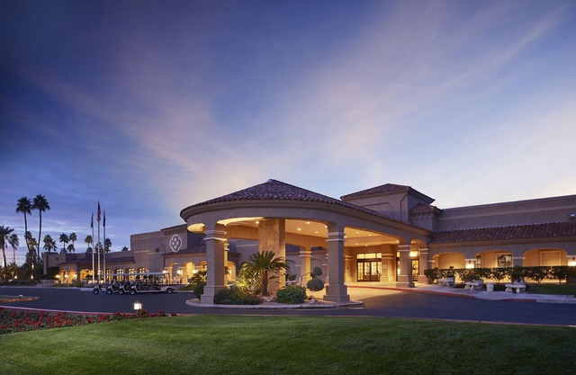 Scottsdale Plaza Resort