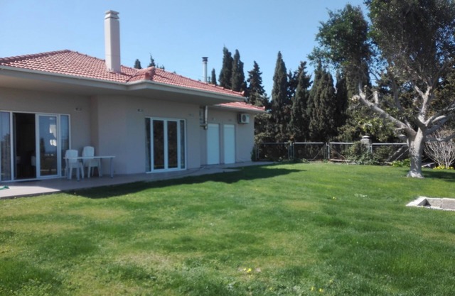 SEA BREEZE VILLA in Rethymno city center, near beach 900 m., great sea views