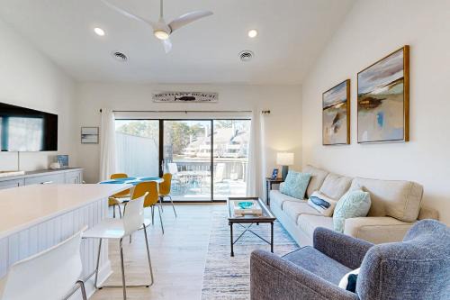 Sea Colony West Pine