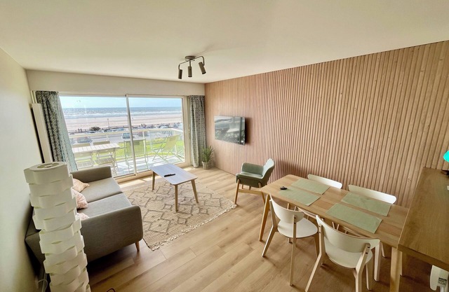 Sea-facing apartment in Stella Plage, near Le Touquet