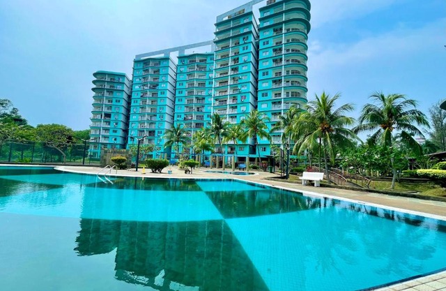 SEA LA VIE HONEY @ NAUTICA RESORT