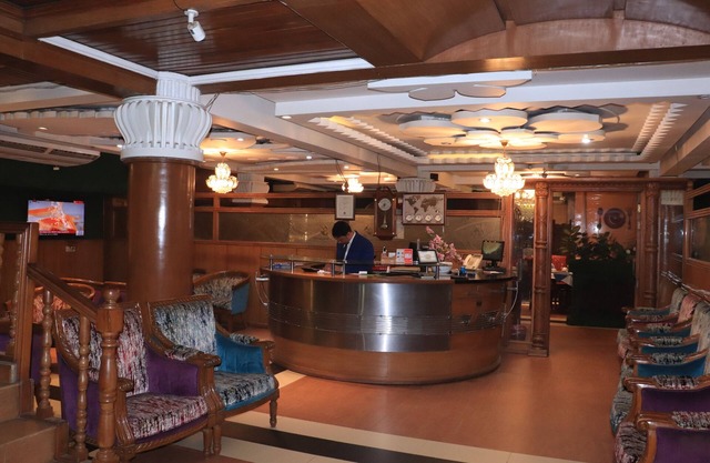 Sea Shell Hotel & Restaurant