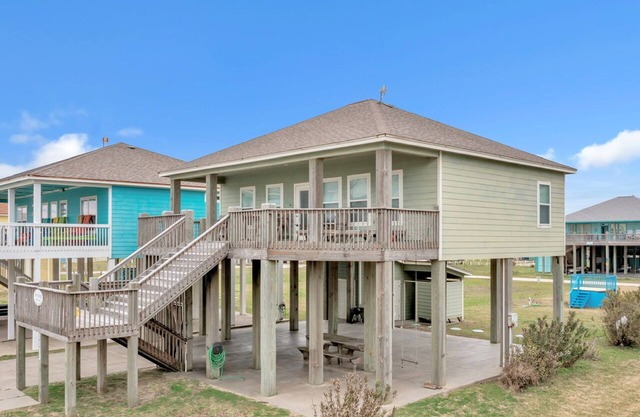 Sea Song - 2 Bedroom, 2 Bath with Amazing view!