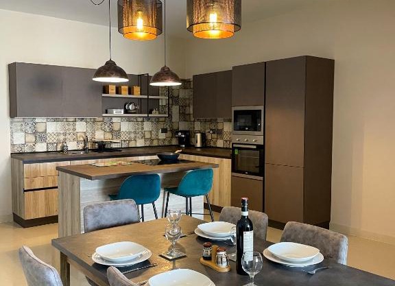 Sea-view Apartment in Marsalforn