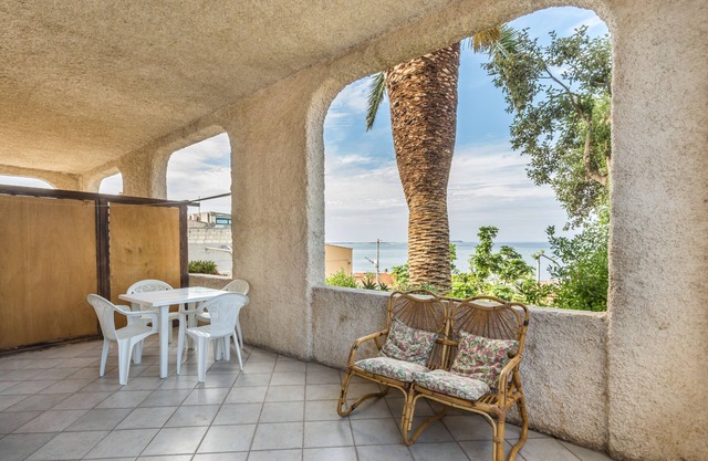 Sea view apartment