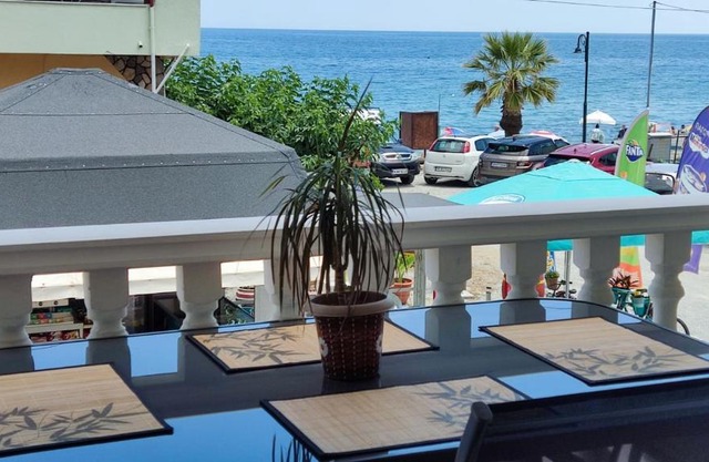 SEA VIEW APARTMENTS Poseidon