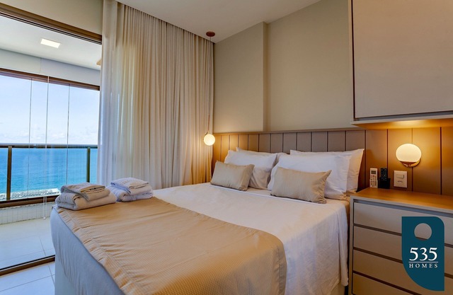 Sea view at Barra in Salvador Wi-fi 200 Mbps