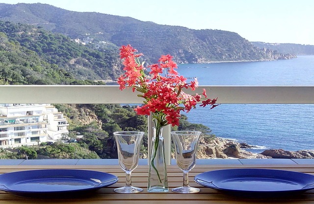 🏖 Sea views + private beach. What else?