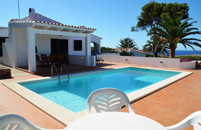 SEA VIEWS WITH TRANQUILITY