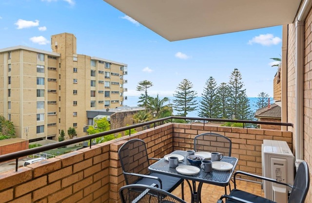 Sea Vista Escape A Charming Waterside Stay