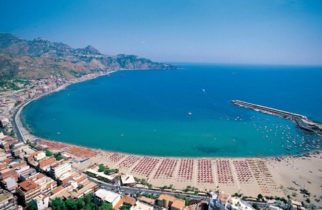 Seafront 1-Room Apartment With Panoramic Views