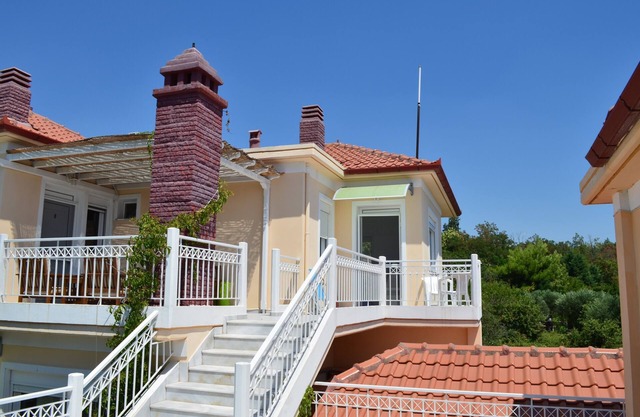 Seafront Studio on a Long Sandy Beach, Geomare Holiday Homes 1st Floor Lito No 7