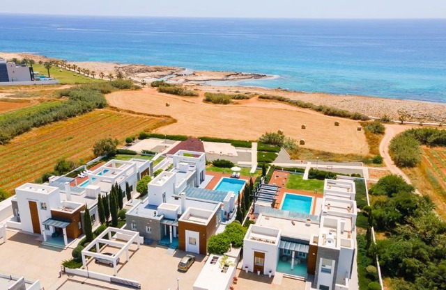 Seafront Villa Layla by Ruidoso Luxury