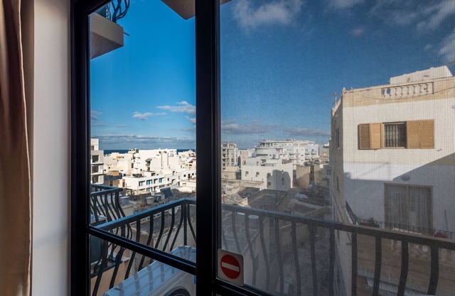 Seashells 2 Bedroom Apartment by Getaways Malta