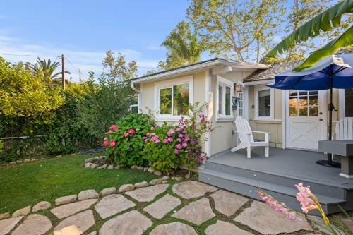 Seashore Retreat by Paradise Retreats