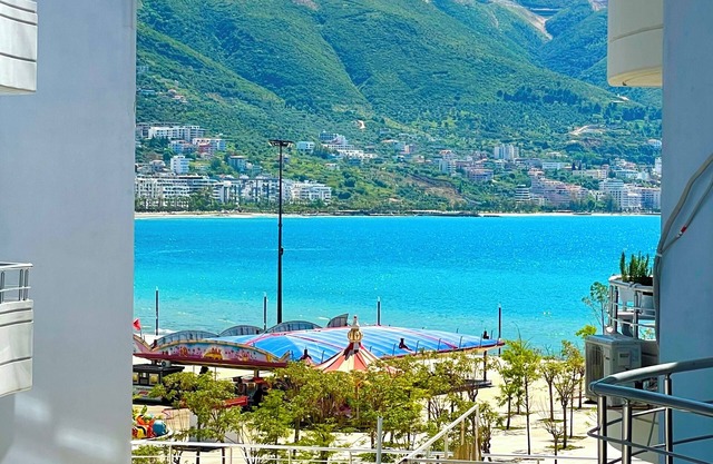Seaside and spacious Apartment for up to 7 people