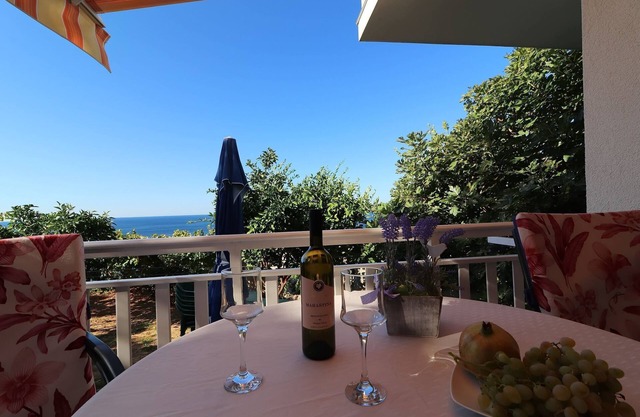 Seaside Apartments Hrkać - Studio Apartment with Terrace and Sea View 3