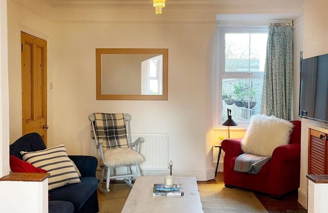 Seaside House - Large Family Home