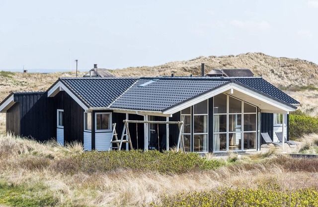 Seaside Serenity in Aâ€¦rgab with Sauna-By Traum