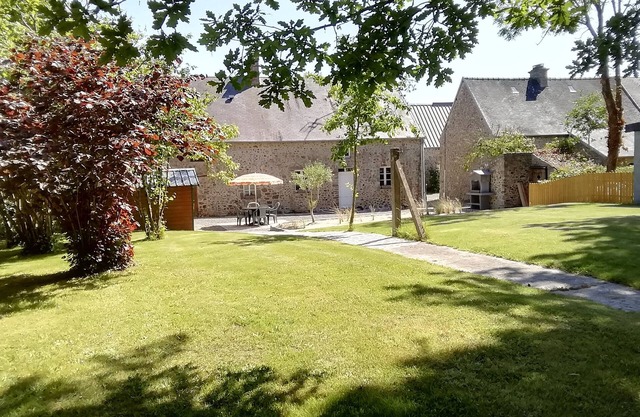 Seasonal rental, Near Coutainville (Manche), house sea and countryside