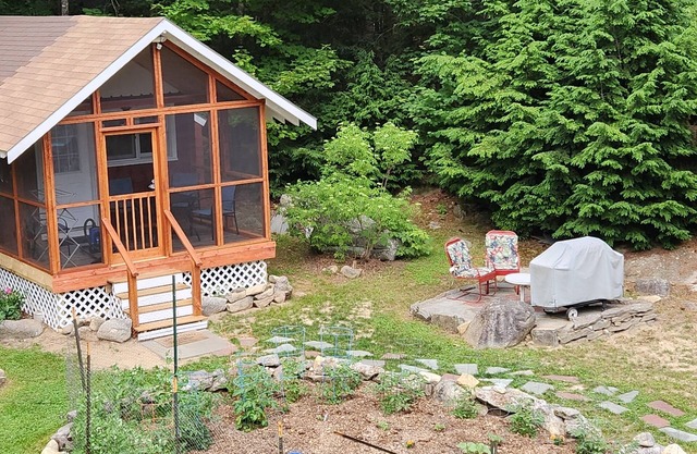 Sebago Lake Cottage on Raymond Cape