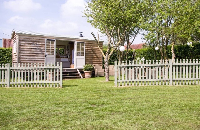 Secluded and Luxurious Shepherd's Hut