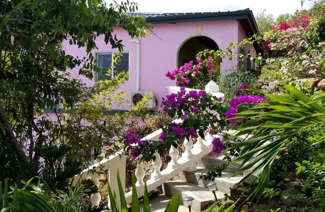 Secluded Bed & Breakfast Villa overlooking Magens Bay and minutes from the beach