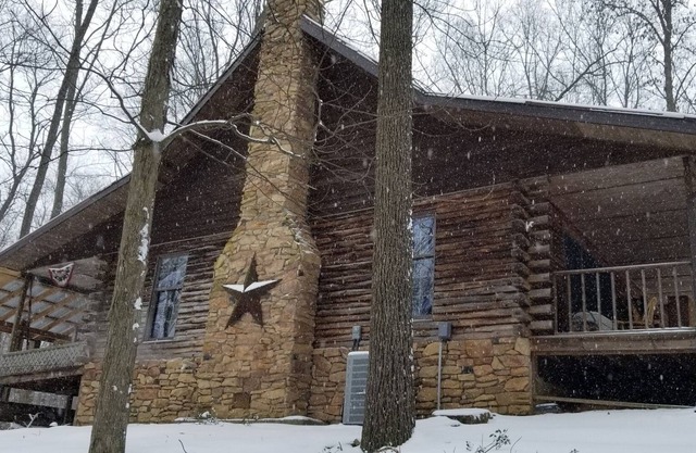 Secluded Cabin Home with Hot Tub on over 10 acres