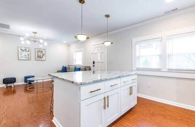 Secluded cottage - 6 min from Dtown Wake Forest