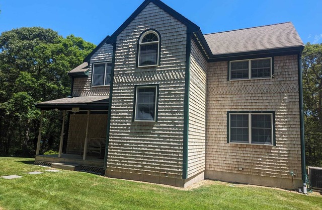 Secluded Escape- Central AC & Wireless Internet Access.