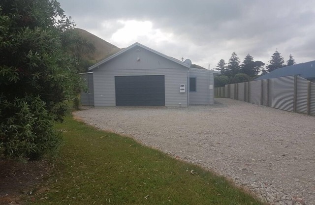 Secluded Large Family Home and Section