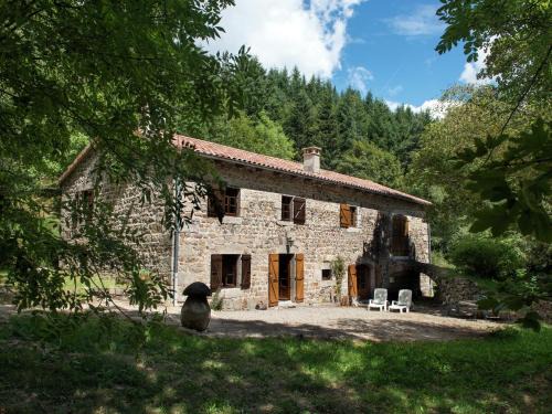 Secluded Stone Villa Retreat