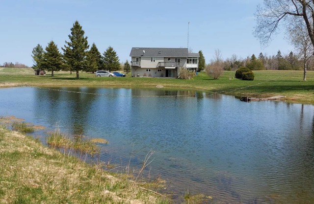 Secluded Waterfront Oasis for an Amazing Getaway!