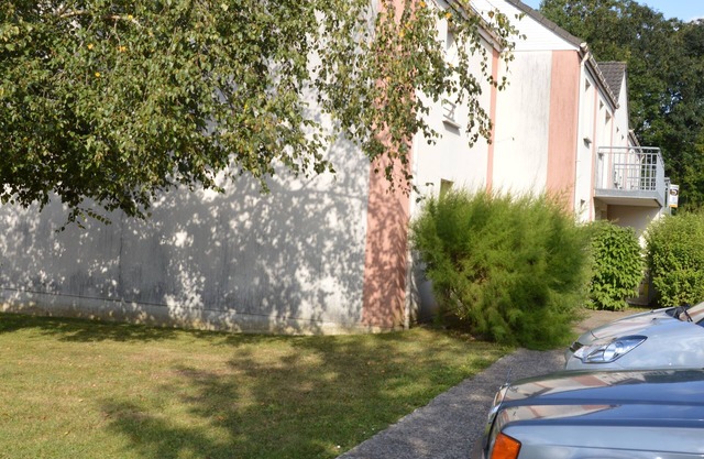 secure and quiet, close to all shops, museum, cinema, theater, shops