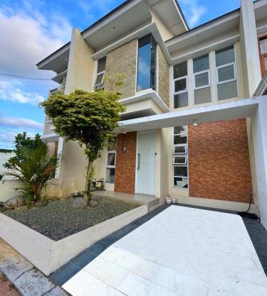 Sedjuk Malioboro Homestay Family Syariah