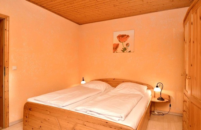 Seestraße 32 Orange