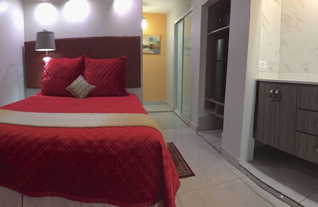 SEGOVIA STUDIO UNITS # 1