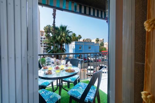 Segunda Linea de Playa, céntrico y equipado - by Aloha Palma