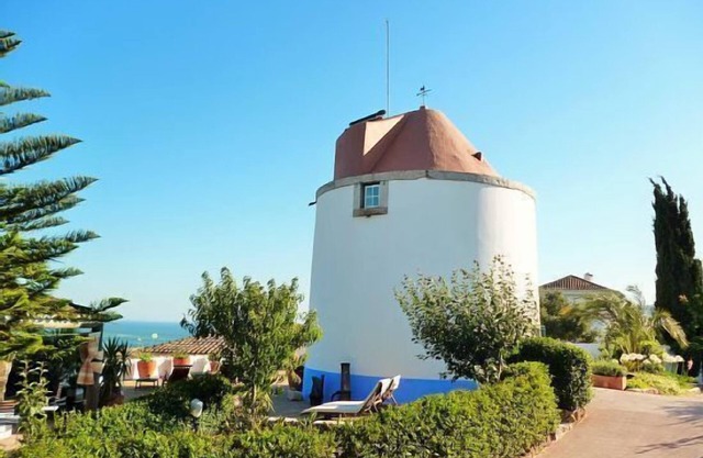 Self catering 1855' windmill for 2 people