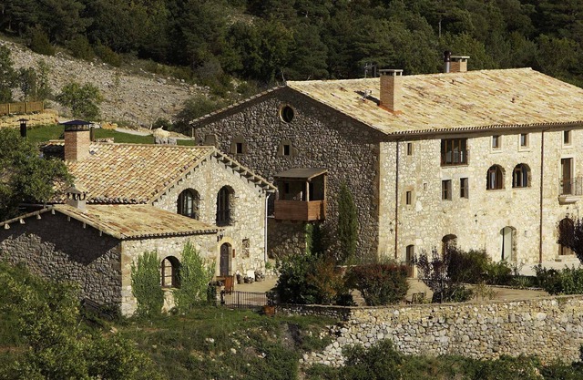 Self catering Poble Rural Puigarnau-Pubilló for 22 people