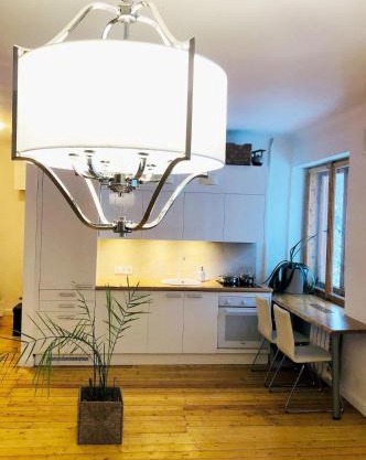 Self check-in spacious apartment in a quiet area