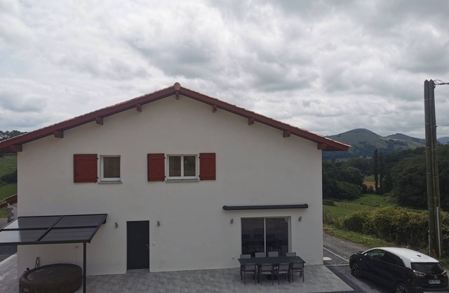 Semi-detached house in the heart of the Basque Country