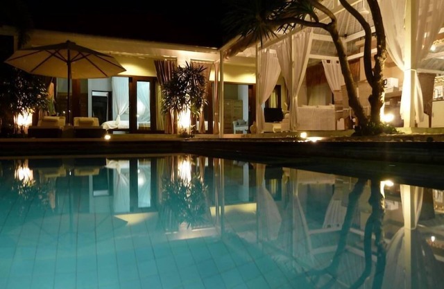 Seminyak: Pool Villa - 6 pers. - in the heart of Seminyak - very quiet