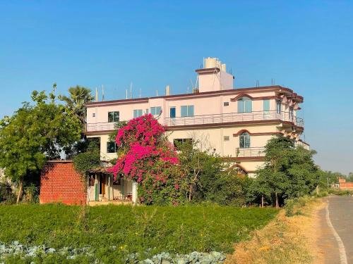 Senamura Yoga Ashram Guesthouse
