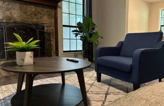 Senoia: Cozy Home Away From Home-Pet Friendly