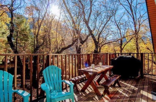 Sequoia A Frame W/Spa, River, Hiking, Pets