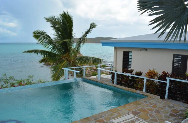 Serendipity in Leverick Bay by Personal Villas - Entering a Peaceful Paradise