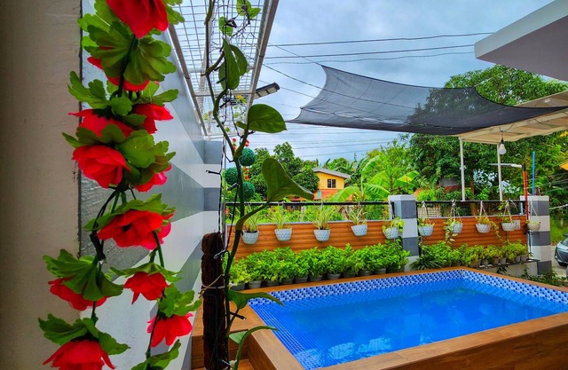 Serene 2BR Escape Poolside Bliss