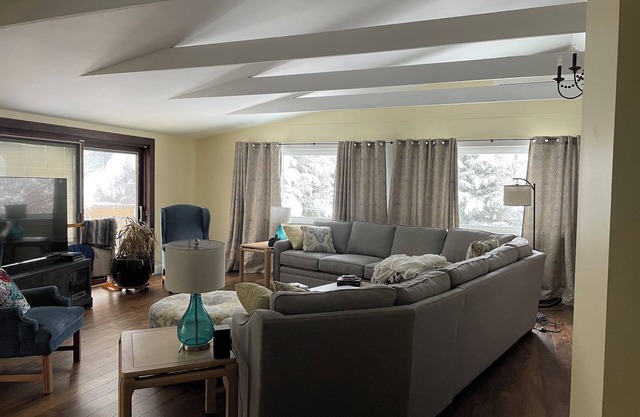 Serene 6-bedrooms in charming Shillington. Big enough for any family reunion.