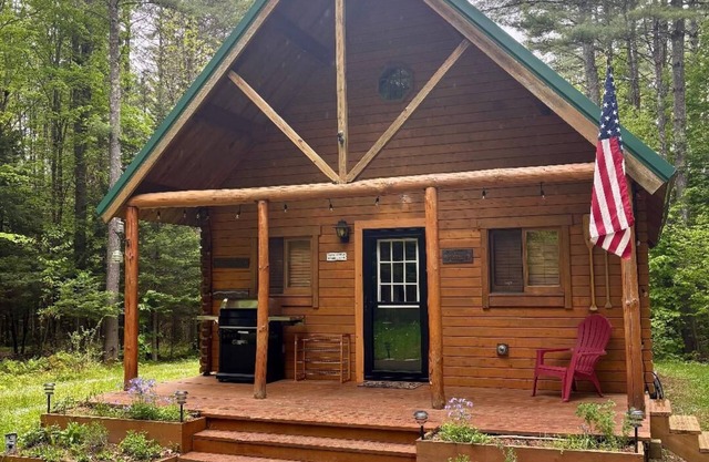 Serene Cottage Escape in Wells, NY ADK Peace, Pines & Possibility. Dogs Welcome!